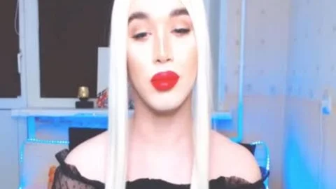 Wonder sheboy tiny tits biggest shlong