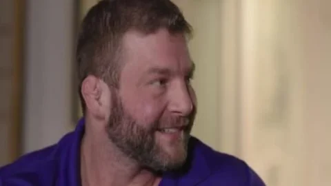 juicy TBabe Khloe Kay Just Enjoys The Way Her Daddy hammers Her butthole