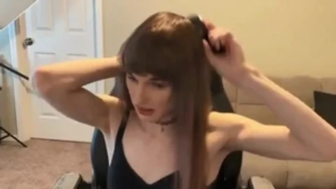 lengthy weenie brunette Trans gal Camshows Solo