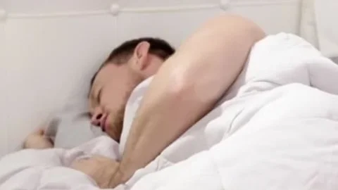 TBabe Ryder Monroe nails Her Brother In Law whilst Husand Is Napping