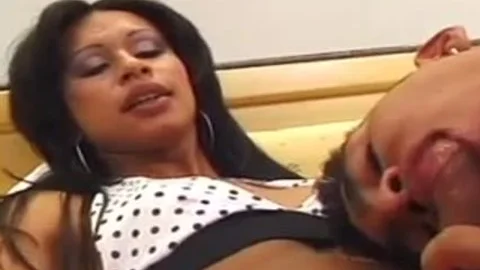 Thaissa; this babemale heaven 07 - Scene 1 - heatwave